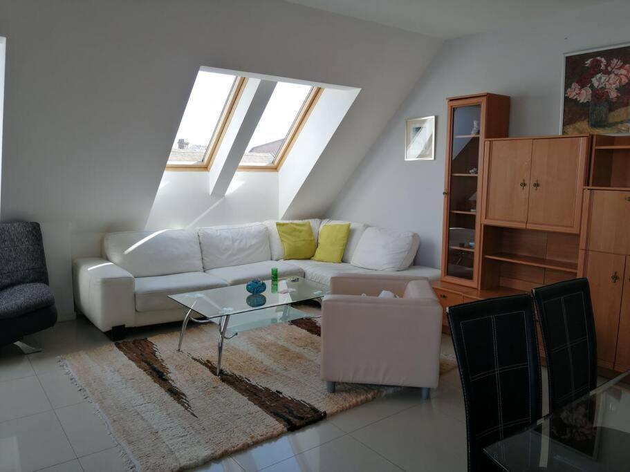Apartman Natasa 3 Βρσατς Εξωτερικό φωτογραφία